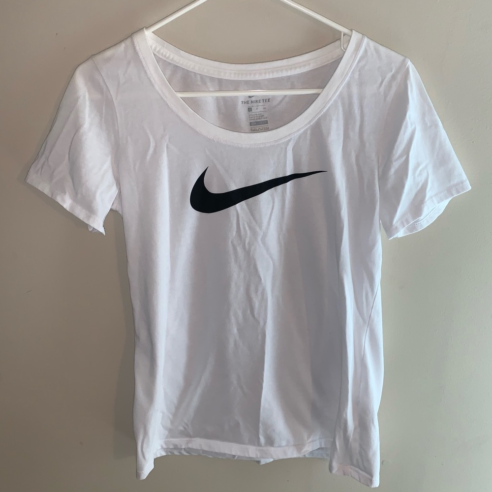 White Nike Tee Dri-Fit
